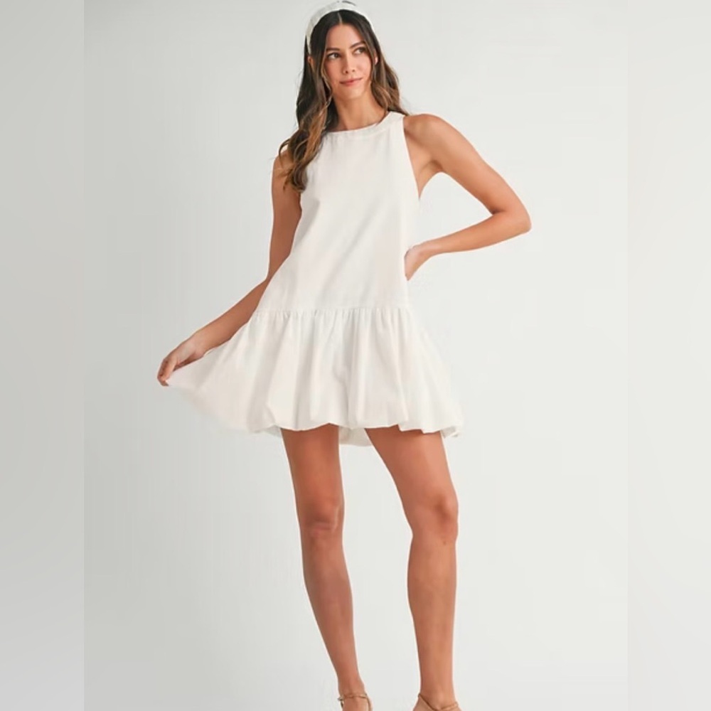 Sleeveless Bubble Hem Sleeveless Dress